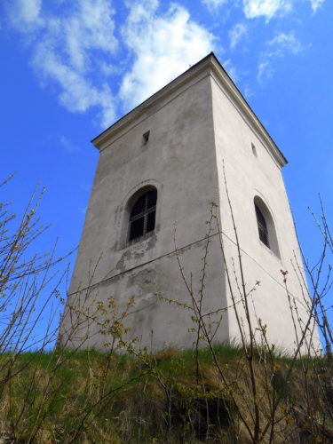 Barokní zvonice Levín
